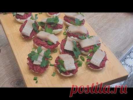 Варю яйца и готовлю из них закуску, которую сметут первой с праздничного стола! Вкусный рецепт