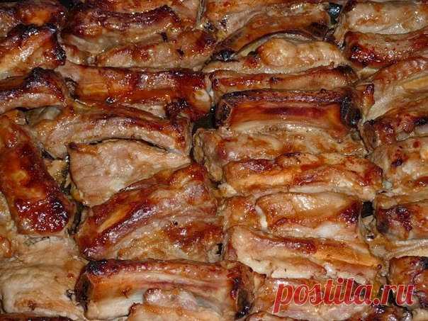Запеченные свиные ребрышки -вкуснота