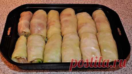 Она выложила голубцы на противень и заправила их удивительной смесью… Результат меня поразил!