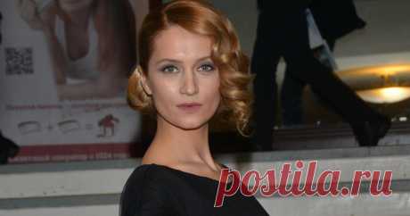 44-летняя Виктория Исакова стала заслуженной артисткой России 
Фильмография