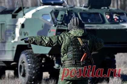Польша оценила размещение Россией ядерного оружия в Белоруссии. Размещение Россией тактического ядерного оружия в Белоруссии является элементом эскалации. Такую оценку дал премьер-министр Польши Матеуш Моравецкий. «Реакция должна быть спокойной, но твердой. Мы не можем быть запуганы российскими пропагандистами», — сказал политик.