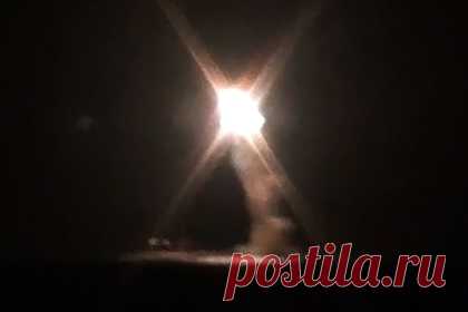 Испытания «Циркона» с подлодки завершены. Испытания российской гиперзвуковой крылатой ракеты «Циркон» с борта подводной лодки успешно завершены, доложил министру обороны России Сергею Шойгу командующий Северным флотом Александр Моисеев, сообщает ТАСС. По словам командующего, стрельба «Циркона» проводилась с атомной субмарины «Северодвинск».