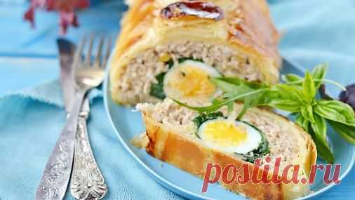 Рулет из индейки в слоеном тесте