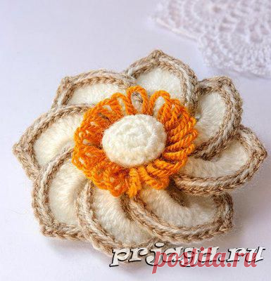 Цветок крючком с бахрамой