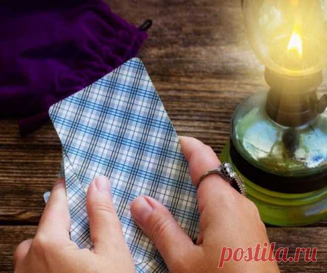 Как погадать: совместимость по картам Таро по дате рождения? Как правильно рассчитать совместимость по картам Таро. Любовная совместимость по дате рождения в арканах Таро 100% Гадания и предсказания Осуществив расчет своих главных арканов, можно более детально узнать об особенностях характера, таланте, судьбе, будущих событиях. Каждый индивидуум находится