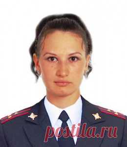 Серпуховский участковый уполномоченный полиции Наталия Силаева и ее воспитанники из местного литературного объединения выпустили сборник своих произведений. | Общественный совет МВД "Серпуховское"