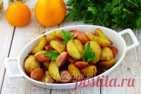 Жареная картошка с сосисками