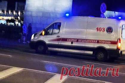 Тела двух погибших извлекли из-под завалов после атаки дронов под Белгородом. Тела двух погибших извлекли из-под завалов дома в Белгородской области после попытки атаки беспилотных летательных аппаратов (БПЛА). Об этом сообщил губернатор региона Вячеслав Гладков. «Предположительно, под завалами может находиться ребенок. Спасательная операция продолжается», — добавил он.