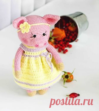 Хрюшенька в платье крючком амигуруми | AmiguRoom
