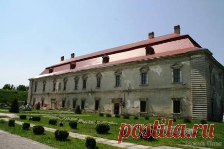ОЛЕСЬКИЙ ЗАМОК