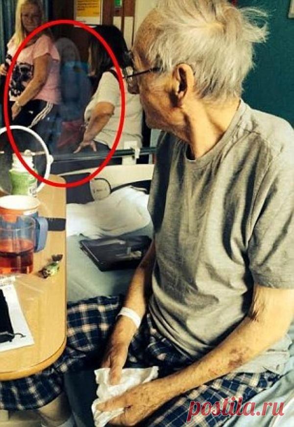 Наведавшийся в палату призрак исцелил умирающего пенсионера