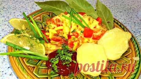 Сочная куриная грудка под овощной "шубой" в духовке