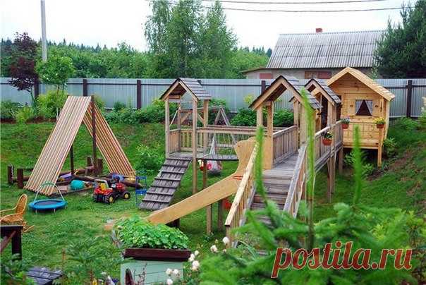 Детская площадка на даче