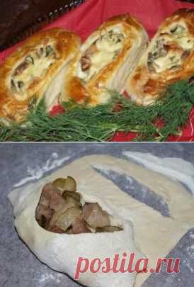 Лодочки из слоеного теста с картофелем, мясом и огурчиками