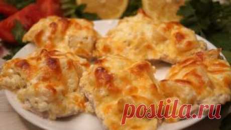 Беспроигрышный вариант ВКУСНОГО МЯСА к праздничному столу! Это сочно, нежно, безумно вкусно и очень просто в приготовление. Всегда выручит вас при подготовке праздничного стола. Получается очень вкусно из любого мяса. ИНГРЕДИЕНТЫ Мясо – 800гр. Ананасы консервированные – 500гр...