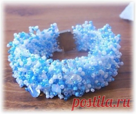 Классическая расшивка ажурной сетки Классическая расшивка ажурной сеткиКлассическая расшивка ажурной сетки иначе также называется&nbsp;бисерный мех.