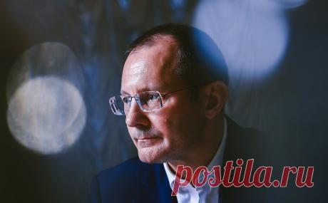 В ЦБ рассказали о случаях недобросовестной скупки акций Yandex. Ряд инвесторов без разрешения правкомиссии и в нарушение закона покупали акции иностранного «Яндекса», чтобы затем обменять их на российские бумаги. В ЦБ не уверены, что защищать права таких миноритариев — правильно