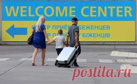 В Германии мэры заявили, что наплыв беженцев довел до «опасной черты». Главы 23 муниципалитетов в федеральной земле Баден-Вюртемберге (находится на юго-западе Германии) написали открытое письмо главе МВД Нэнси Фрезер, в котором заявили, что исчерпали возможности по приему беженцев и подошли к «опасной черте».