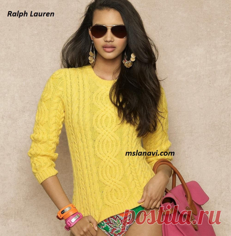 Летний свитер спицами от Ralph Lauren - Вяжем с Лана Ви Летний свитер спицами от Ralph Lauren — классическая модель яркого свитера от известного дизайнера. Как всегда на изделии присутствует округлый центральный аран, хотя в данном варианте он немного изменен. Состоит из простых жгутов и узора «плетенка». В таком варианте, из красивой хлопковой пряжи, получится замечательная летняя обновка в ваш гардероб. Желтый свитер оформлен в пляжный образ, синий — в […]