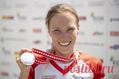 World Athletics дала право российской бегунье выступать за Швейцарию. World Athletics дала право российской бегунье Наталье Гемперле выступать за Швейцарию. В 2016 году спортсменка вышла замуж за швейцарца Рольфа Гемперле. Она смогла сменить спортивное гражданство, поскольку прожила в Швейцарии более трех лет. За Россию бегунья никогда не выступала на легкоатлетических стартах.