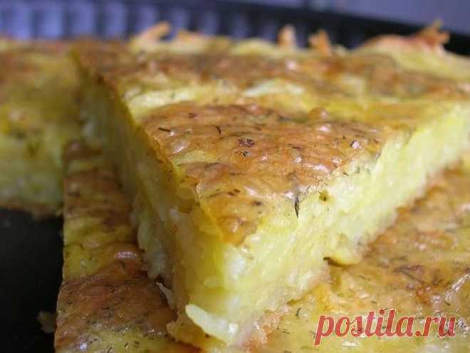 Она смешала натертый картофель с сыром и чесноком и отправила в духовку. Так просто, но безумно вкусно!