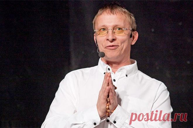 Иван Охлобыстин — Борису Акунину: «Не путайтесь под ногами у нации» // KP.RU