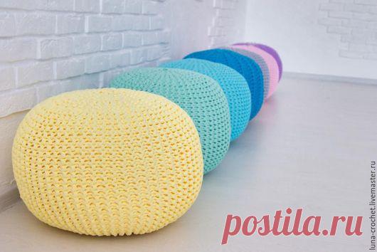 Купить Вязаный пуфик - разноцветный, ковер ручной работы, коврик ручной работы, коврик вязаный