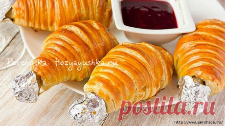 Куриное ножки в слоеном тесте