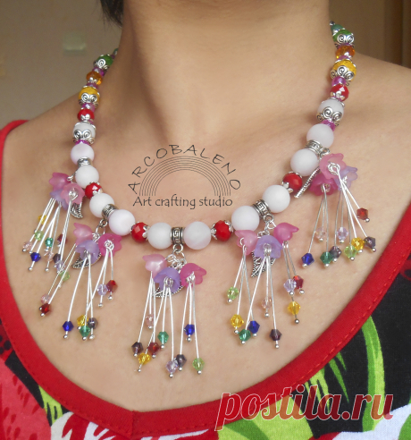 Яркое, позитивное, летнее колье! Кальцит, Хрусталь,  акрил