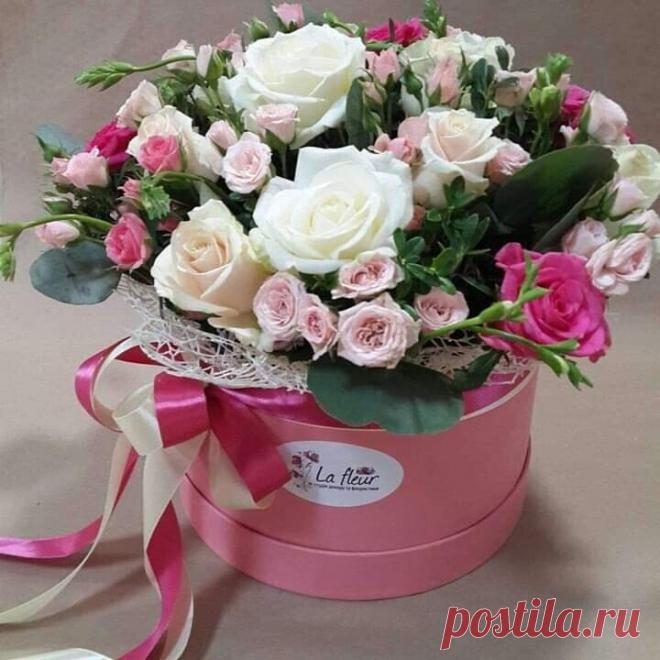 Нас три точки ведут к размышлению,
дав понять,что не всё ... уж в конце...!
Что нет слов отрицаний к лишению...,
и,гримасам ... 