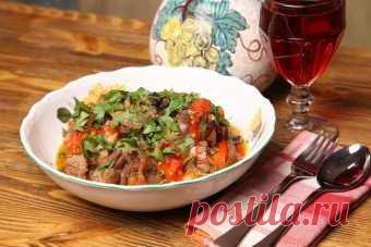 Хашлама: история блюда и рецепты К какой кухне мира относится рецепт хашламы, дискутируют до теперешнего момента. Но считается, что это блюдо все-таки армянской кухни