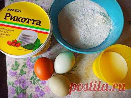 Больше не готовлю сырники! Нашла интересный рецепт австралийского повара-самоучки &quot;Ricotta Hot Cakes With Honeycomb Butter&quot; | Рекомендательная система Пульс Mail.ru