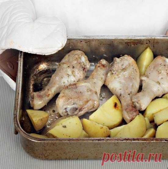 🍒Правильное питание — это 🍒 🍇Выпивайте стакан (или 2) воды за 15 минут перед каждым приемом пищи. 🍇Норма воды за день — 1,5-2 л (в норму воды входит несладкий зеленый чай) 🍇Вредное/калорийное можно позволить себе только до 12 часов дня. 🍇Все гарниры из рациона замените овощными. 🍇Запрещена вся гадость типа сосисок, колбас и т. п. Вредит как фигуре, так и здоровью. 🍇Кушайте небольшими порциями каждые 2,5-3 часа. В зависимости от того, сколько съели (т. е. если скушали больше, то 3 часа, мало —…