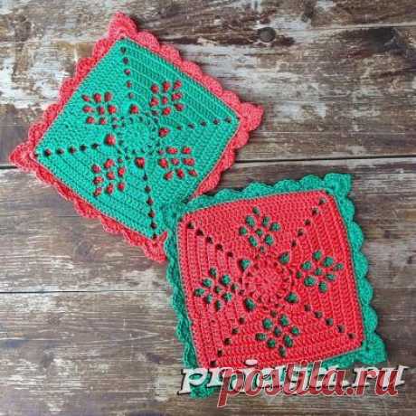 Квадратный мотив «Викторианская решетка» крючком