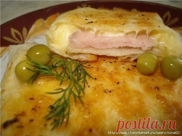 Лавашные конвертики с ветчиной и сыром.