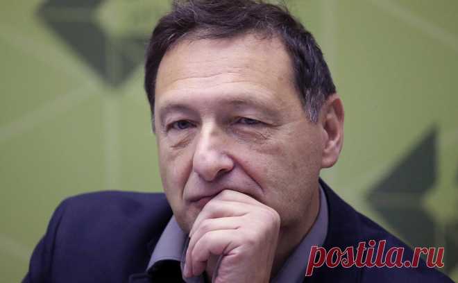 ФСБ попросила арестовать Кагарлицкого по делу об оправдании терроризма. Дело связано с публикацией о взрыве на Крымском мосту прошлой осенью, Кагарлицкого этапировали в Сыктывкар. Статья предполагает лишение свободы на срок до пяти лет. Адвокат ученого подчеркнул, что тот не поддерживает терроризм