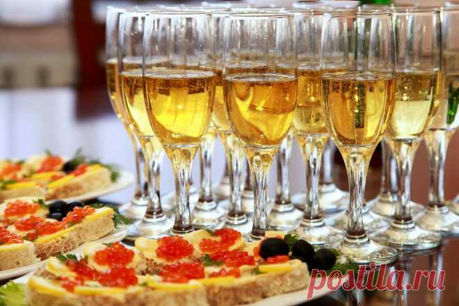 С чем пьют шампанское: закуска к шампанскому | Fresh.ru домашние рецепты | Яндекс Дзен