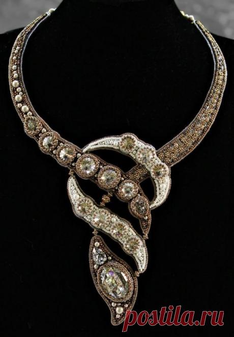 (37) Альбом пользователя nadkud: Колье Завиток | Beaded items I like