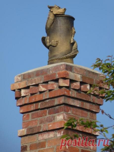 Красивые оголовки дымоходов.