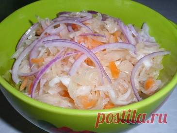 Квашеная капуста в банке, со сладким вкусом