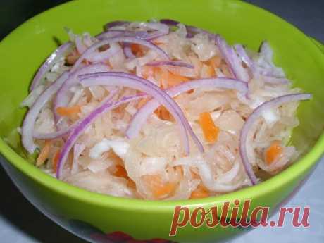 Квашеная капуста в банке, со сладким вкусом