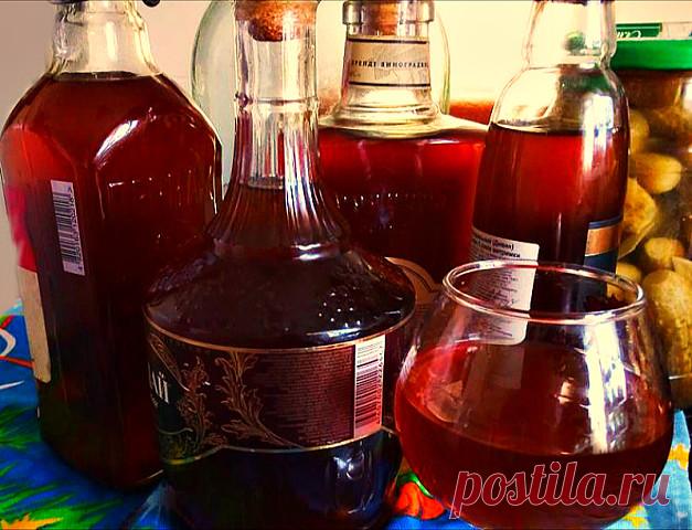 Уже лет 6 делаю его , ОЧЕНЬ вкусно и ПРОСТО в изготовлении   
.

Максим Маковский