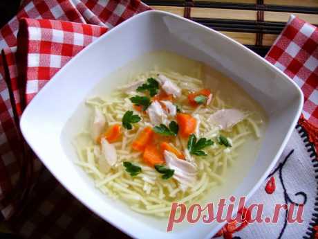 Куриный бульон - аппетитный, золотистый, ароматный