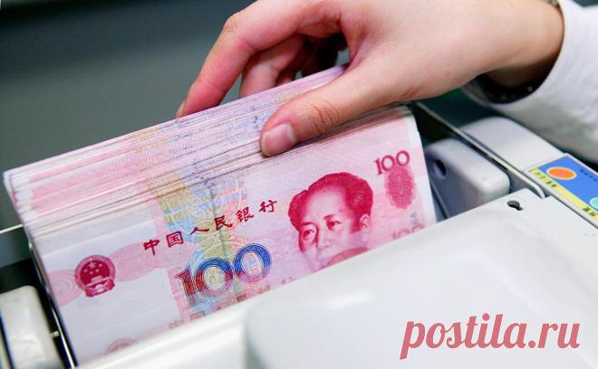 Греф и Костин рассказали об обсуждении дефицита юаней с ЦБ. Нехватка юаневой ликвидности на российском рынке стала предметом обсуждения банков с ЦБ, участники рынка ждут решений от регулятора. 4 сентября стоимость привлечения юаней на Мосбирже пробила 212% годовых