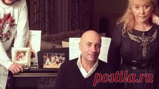 На свадьбе Нетребко Пугачева сфотографировалась без грима: Are-New
