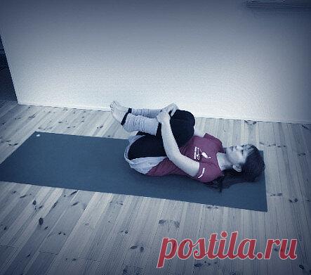 Упражнение, которое поможет восстановить положение тазобедренного сустава | Эксперимент | Яндекс Дзен