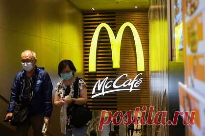 Дефицит кадров вынудил McDonald's нанять детей. Филиал McDonald's в городе Мелдфор, штат Орегон, начал набирать на работу 14-15-летних подростков. Ресторан уже пытался привлечь новых сотрудников, поднимая минимальную заработную плату до 15 долларов в час. Но только с момента открытия вакансий для подростков младше 16 лет нашлось 25 желающих трудоустроиться.