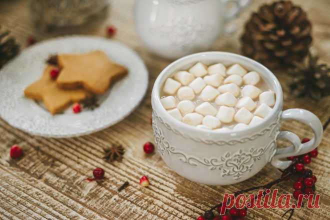 Счастье-это чашка какао и поцелуй родителей на ночь... Вот это истинное счастье...