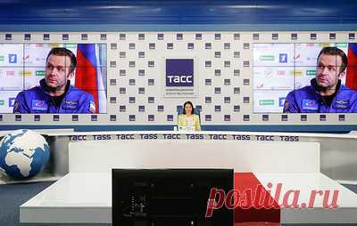 Клим Шипенко считает, что снятый в космосе фильм сможет окупить свой бюджет в прокате. Режиссер снял на МКС около 30 часов материала