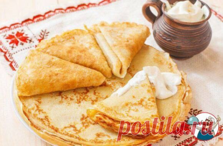 Дрожжевые блины 

 Ингредиенты:

- Мука - 2 стакана
- Сухие дрожжи- 1 ч.л. 
- Молоко - 800 мл. 
- Сахар - 2 ст. л. 
- Яйцо - 2 шт. 
• 1/2 ч. л. соли
- Масло - для жарки
- Сливочное масло - 2 ст. л. 

🧑‍ Приготовление: 

1. В большую миску влейте 1 стакан теплого молока и разведите в нем дрожжи. Добавьте половину просеянной муки, выместите. Накройте миску с опарой полотенцем и оставьте в теплом месте на 30 минут.
2. Отделите желтки от белков. В подошедшую опару добавьте ос...